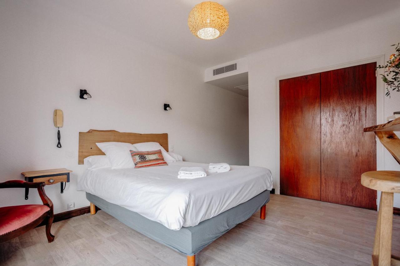 Logis Hotel Restaurant Espelletenia Larceveau-Arros-Cibits エクステリア 写真